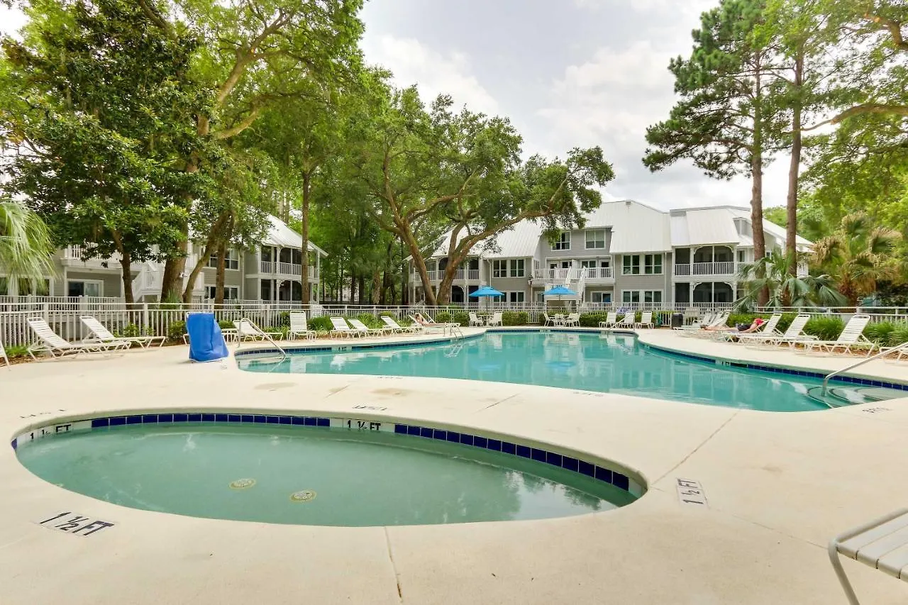 Hilton Head With Wet Bar, Near Golf And Beach!