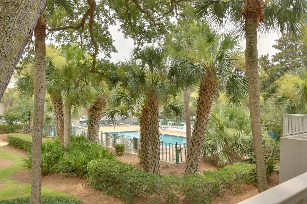 With Pool And Access! * Hilton Head Island