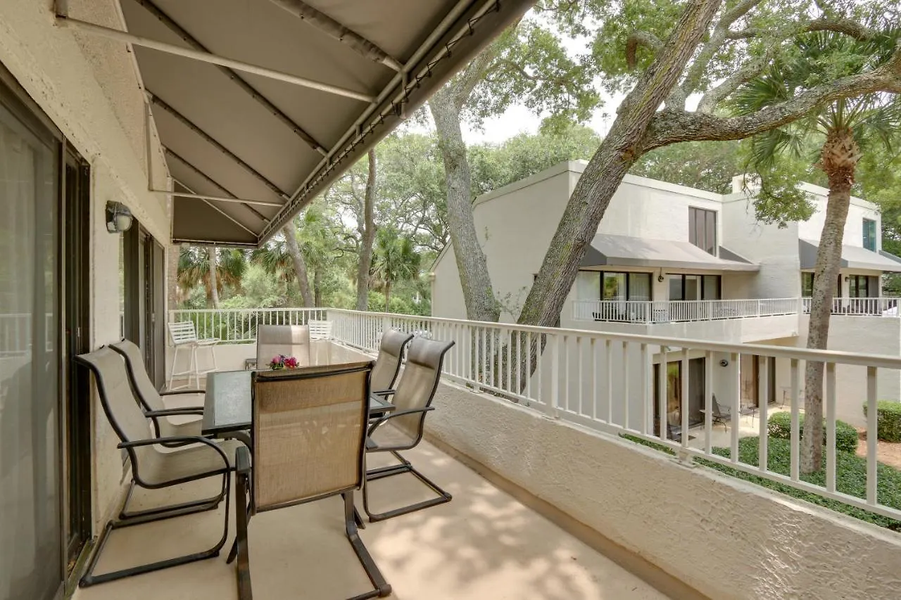 With Pool And Access! Villa