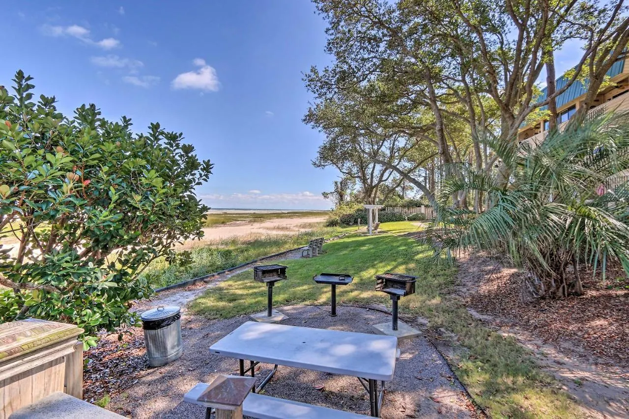 아파트 Hilton Head Screened Balcony, Beach Access! 힐튼 헤드 아일랜드