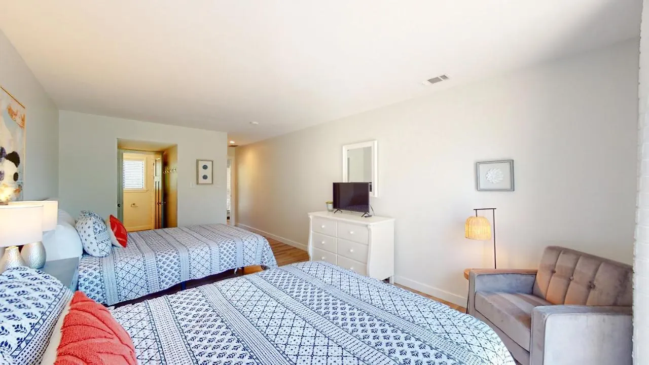 13 The Moorings Villa *