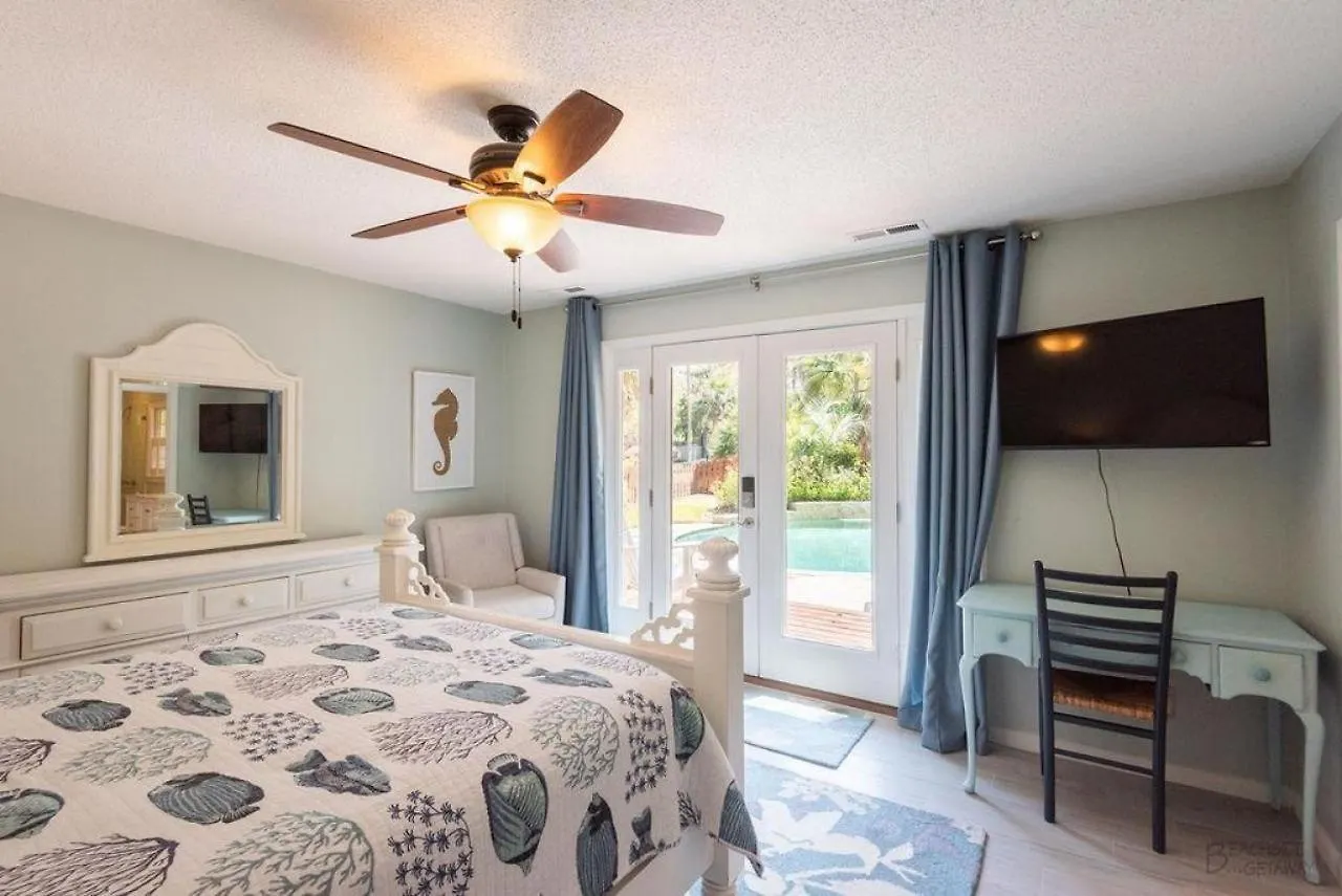 12 Sandpiper Street *