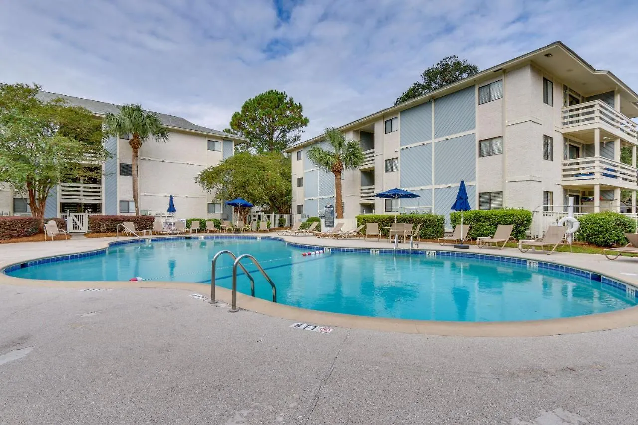 Coastal Hilton Head Getaway Less Than 2 Mi To Golfing! Apartment Hilton Head Island