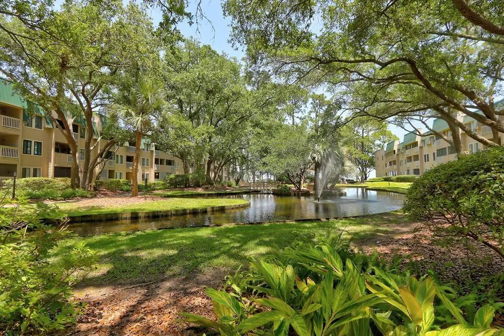Fully Renovated! Coastal Elegance &tranquil