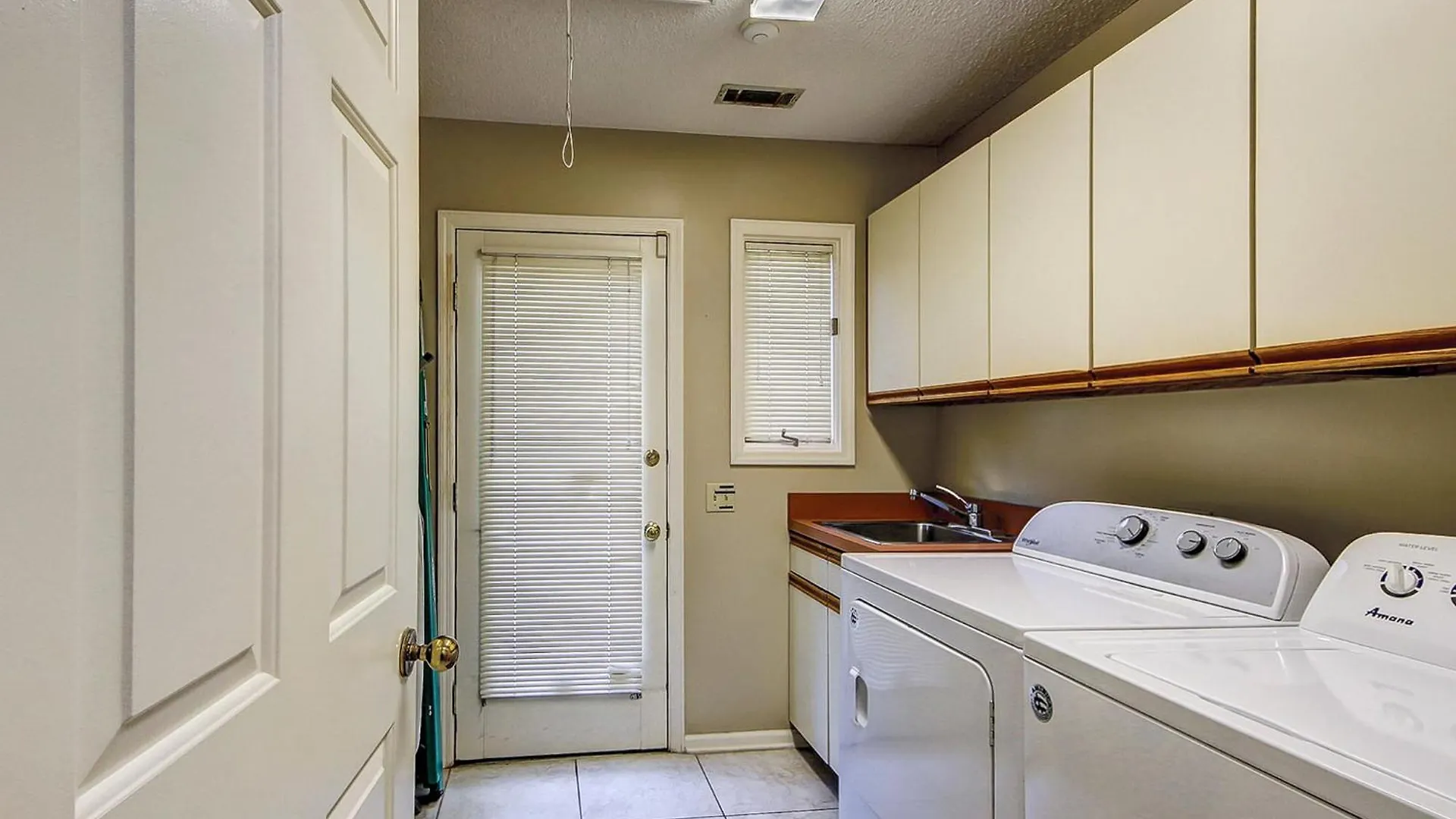 Off Shore 16 Holiday home *