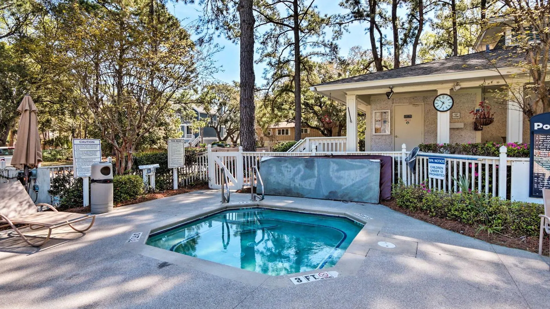 Apartment Gem, Walk To Folly Field Beach! Hilton Head Island