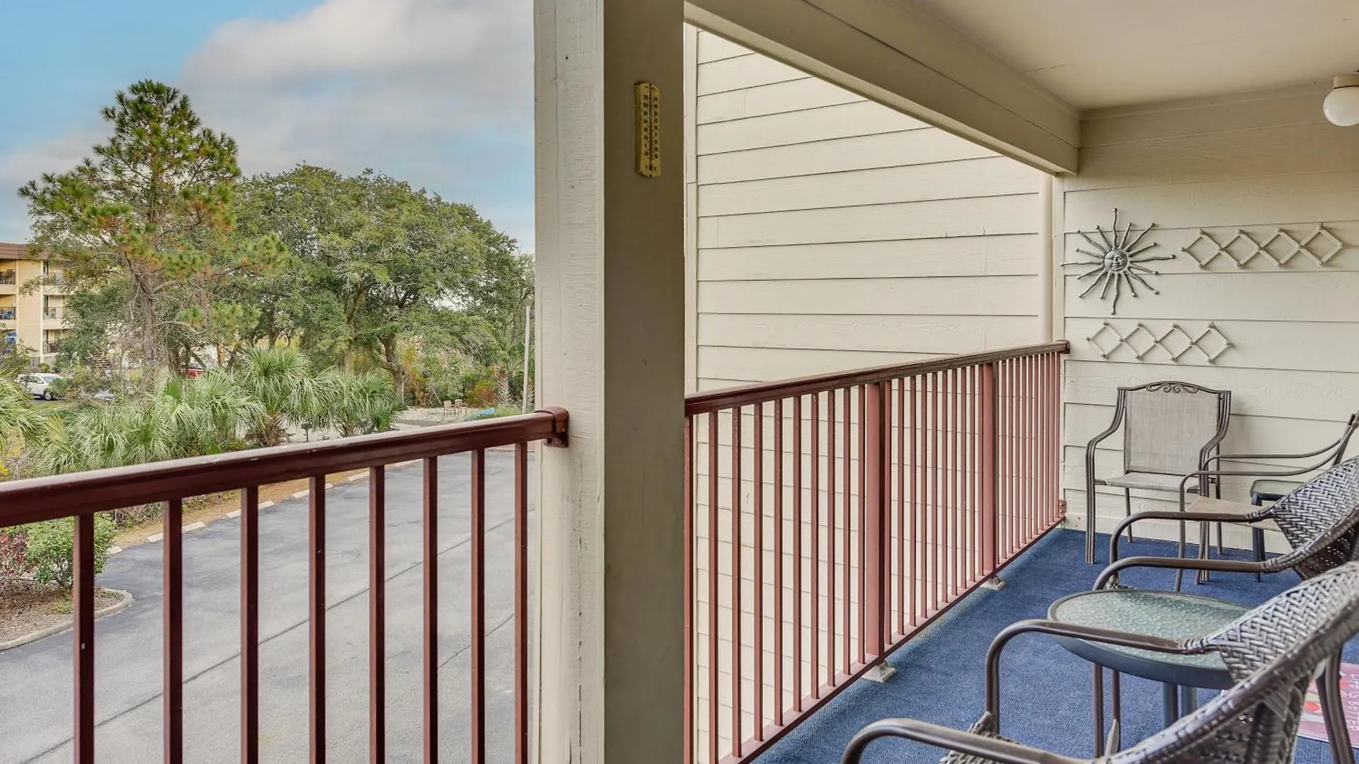 Apartment With Ocean-view Balcony! Hilton Head Island