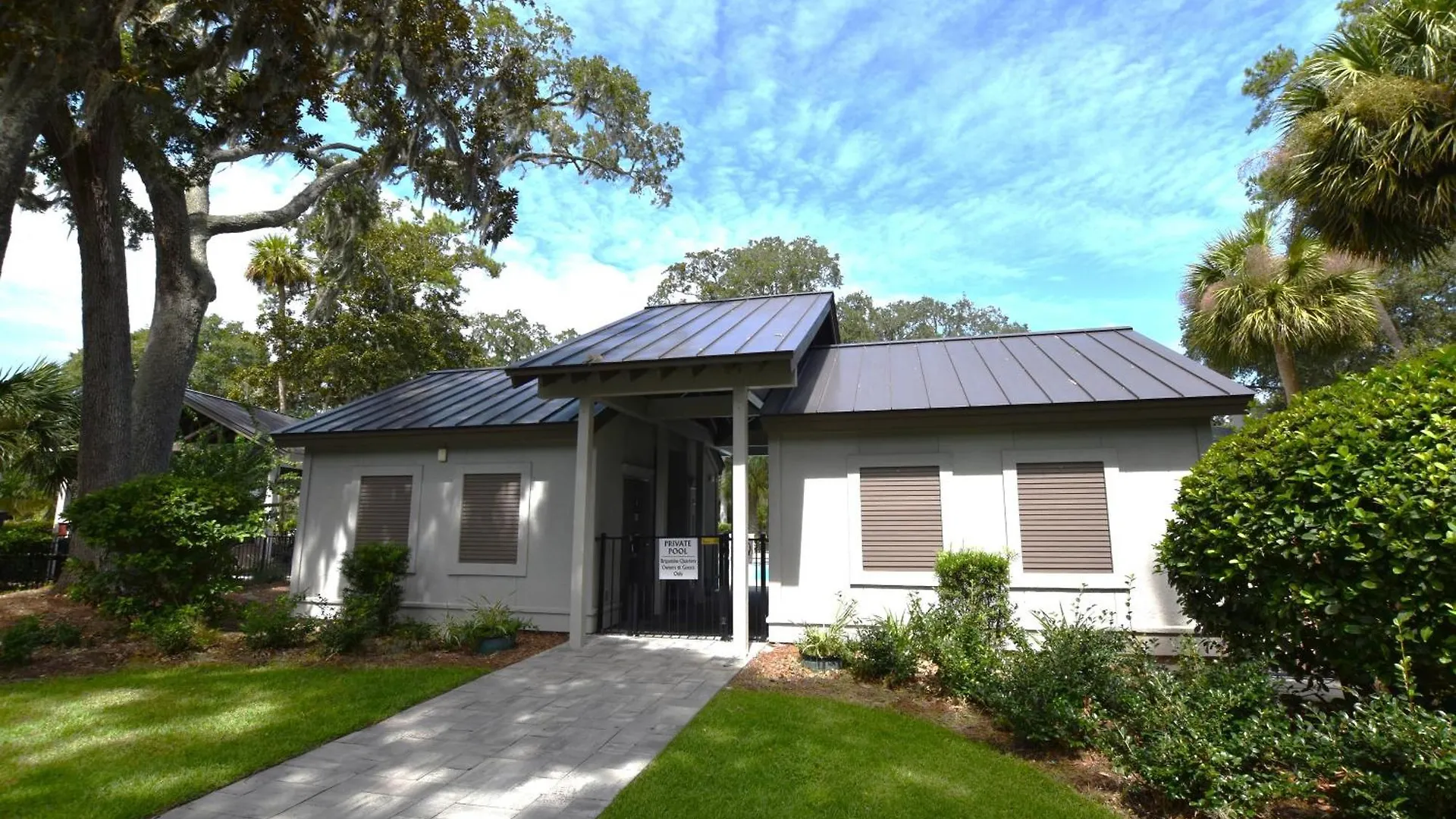 Villa 2 Bedrooms At Brigantine Quarters Num232 Hilton Head Island