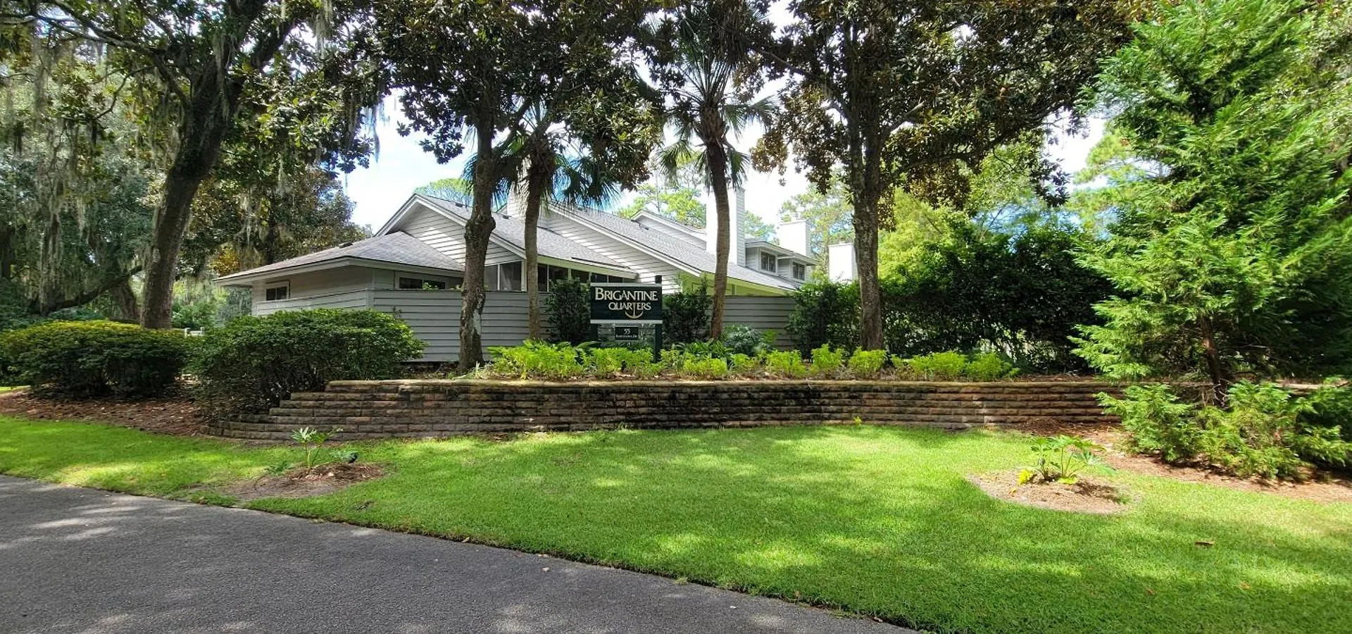 2 Bedrooms At Brigantine Quarters Num232 Hilton Head Island