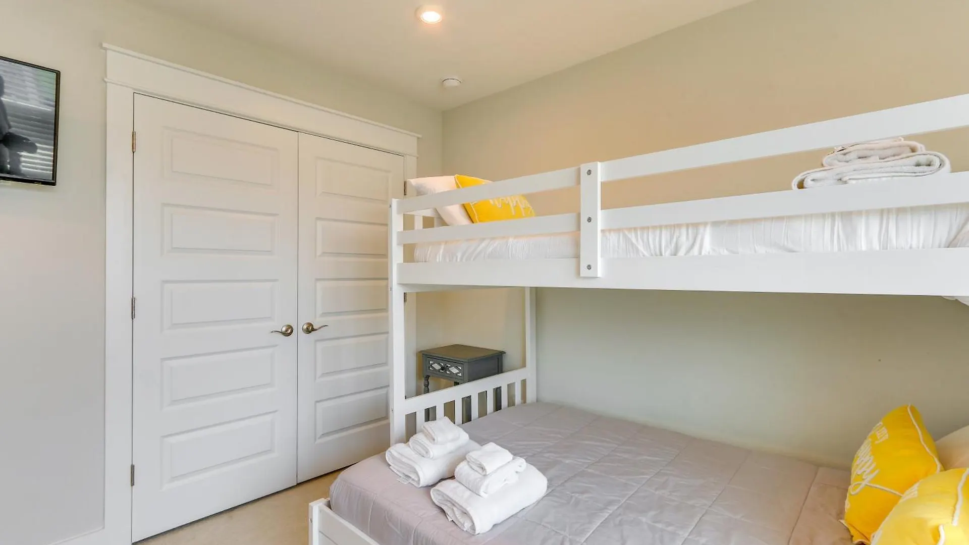Breezy Hilton Head Getaway 3 Decks And Water Views! *