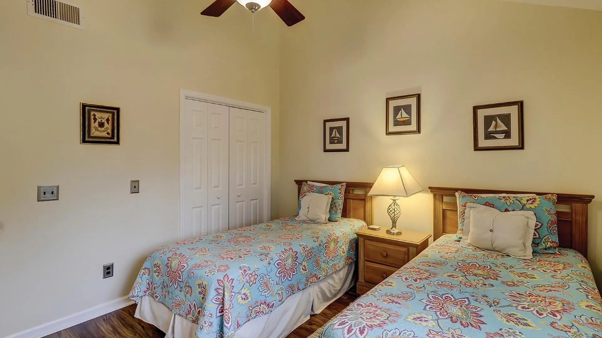 Oceanwood 112 Holiday home