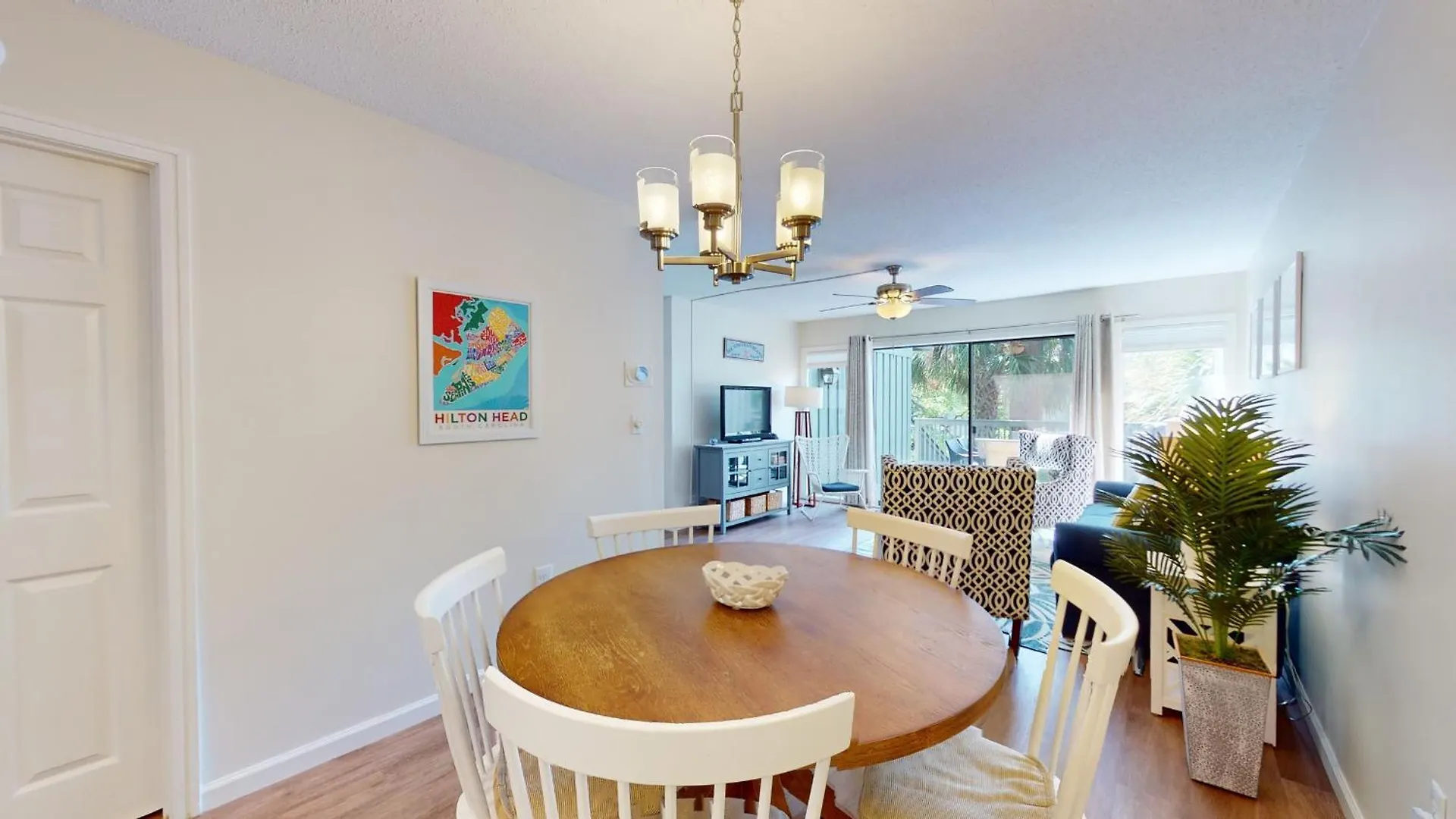 4 Hickory Cove