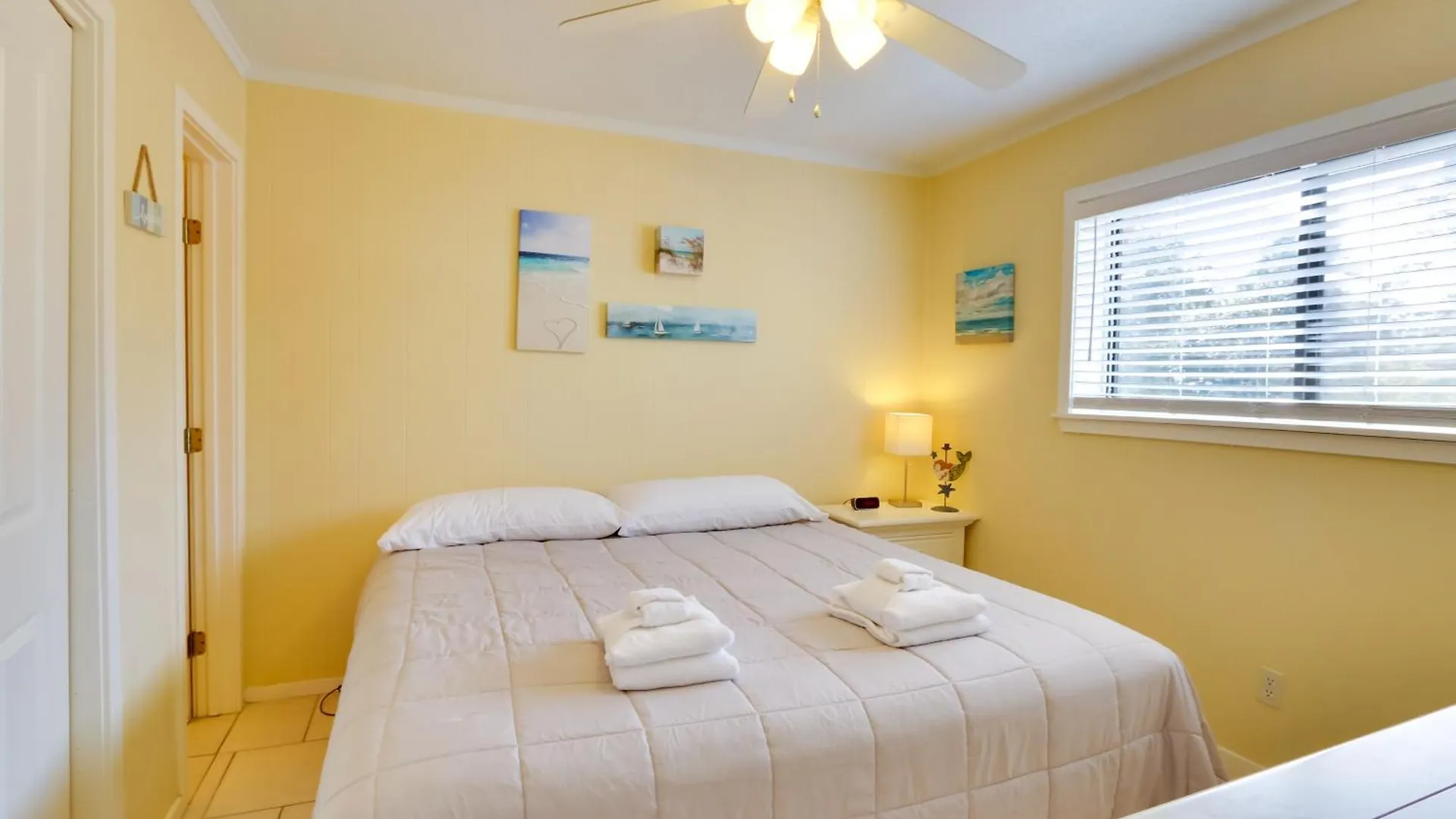 Bright And Beachy Getaway On Hilton Head Island!