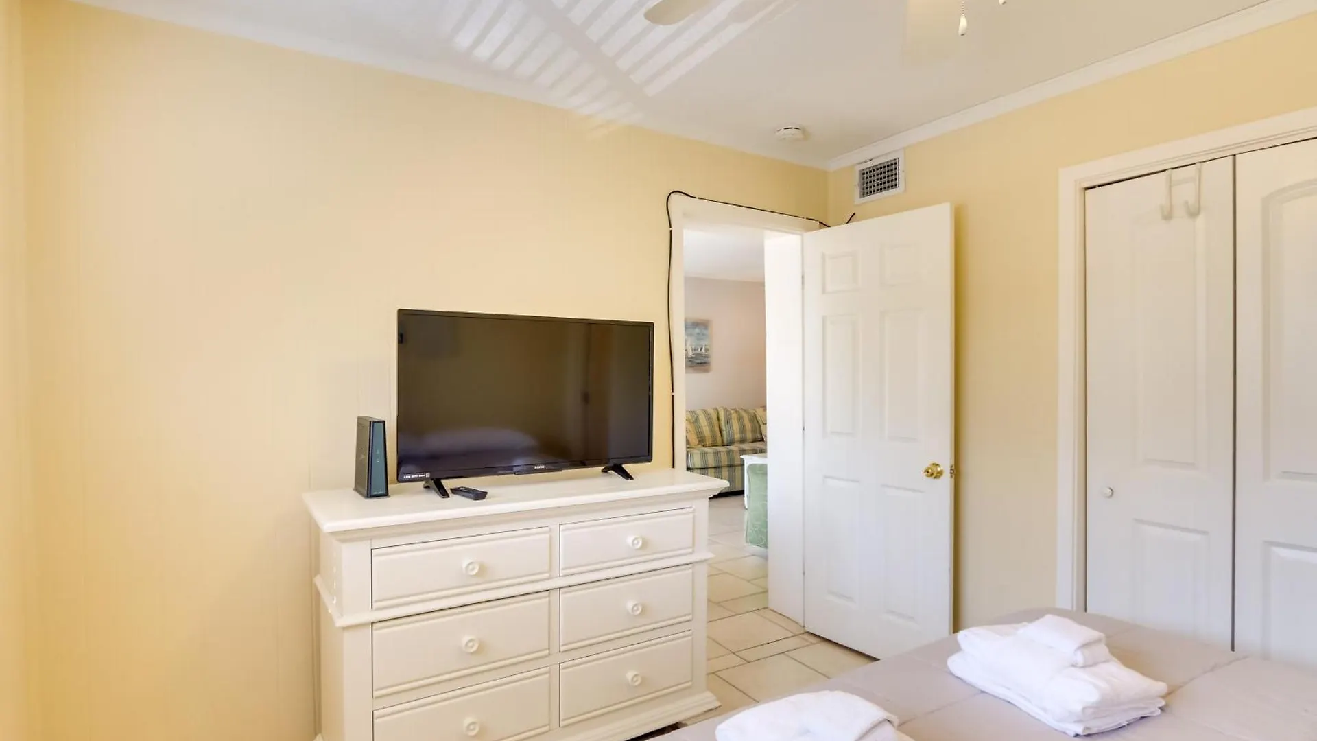 Bright And Beachy Getaway On Hilton Head Island! Hilton Head Island
