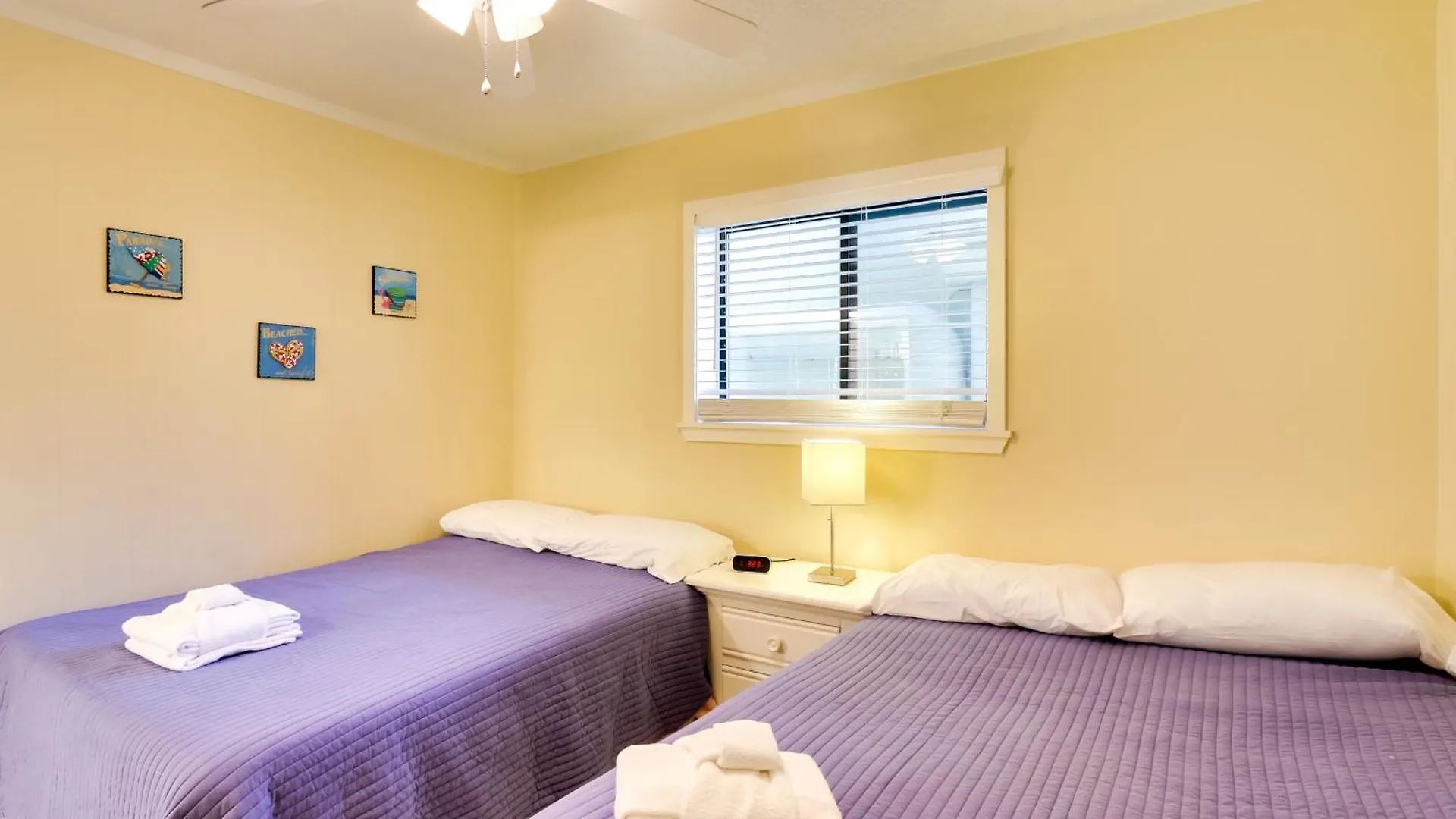 Bright And Beachy Getaway On Hilton Head Island! Apartment *