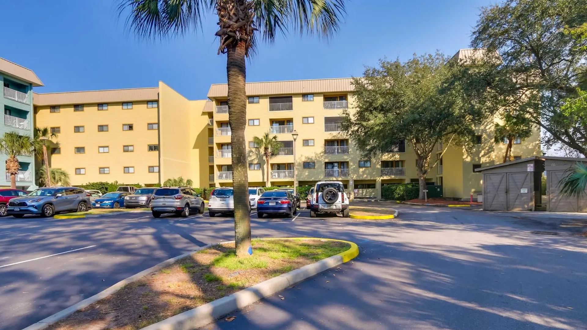 Apartment Bright And Beachy Getaway On Hilton Head Island! Hilton Head Island
