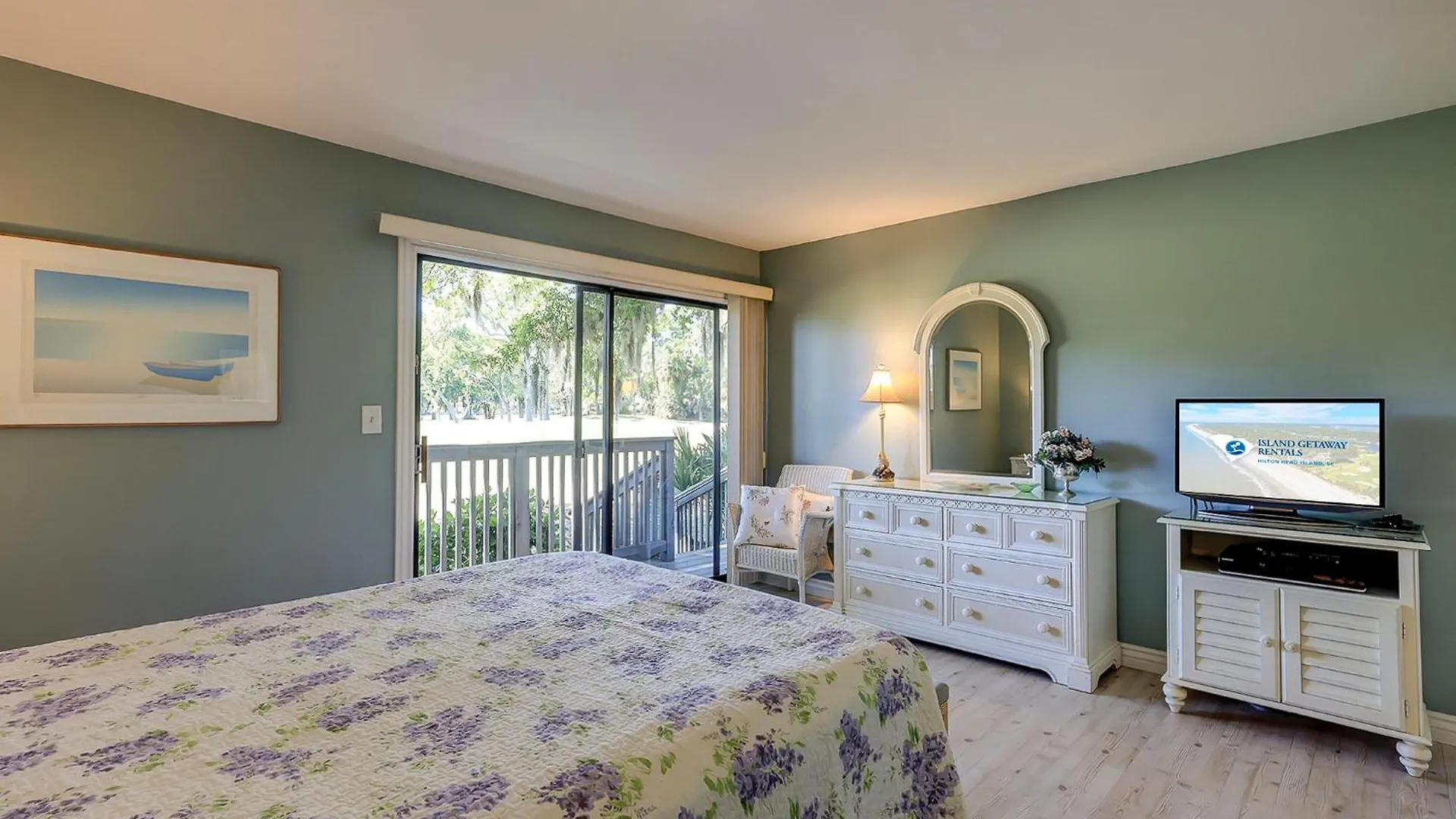 16 Hickory Cove