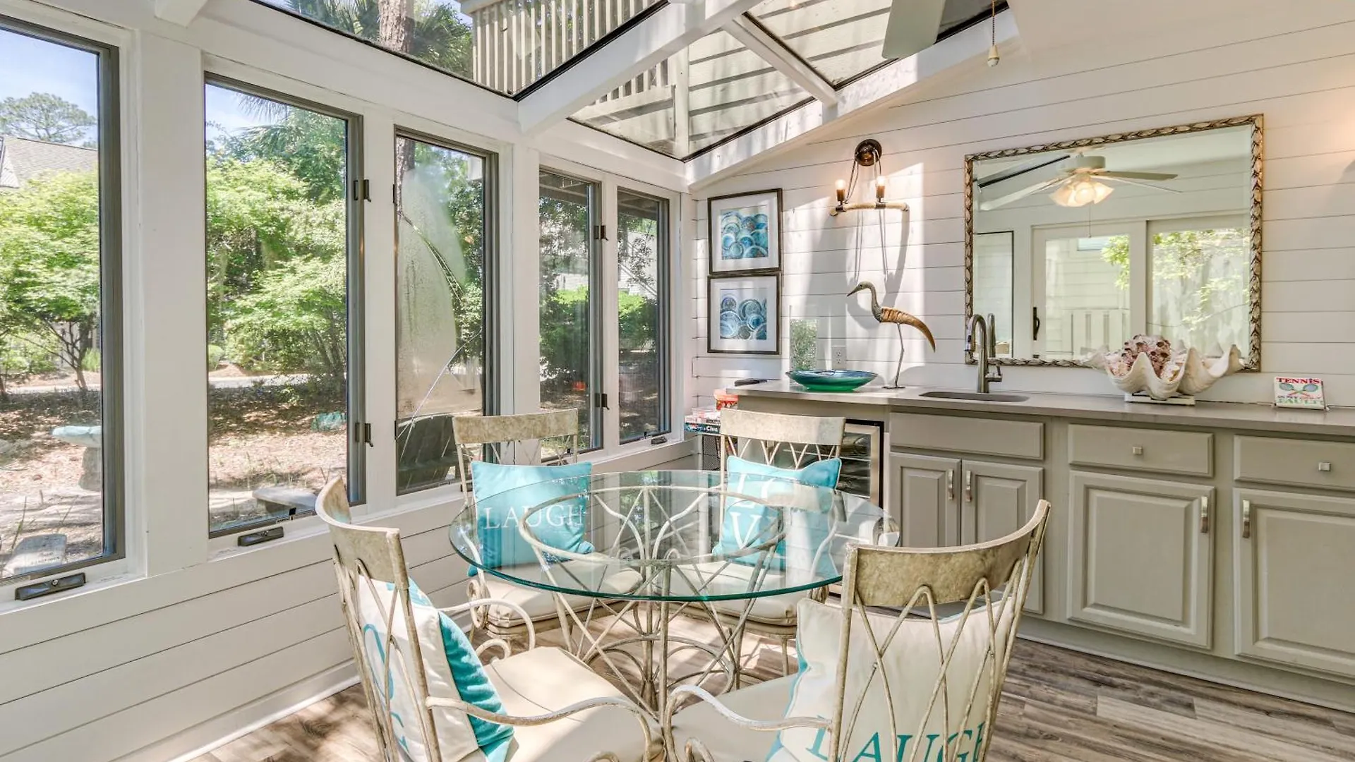 Modern Hilton Head Retreat Walk To And Golf! *