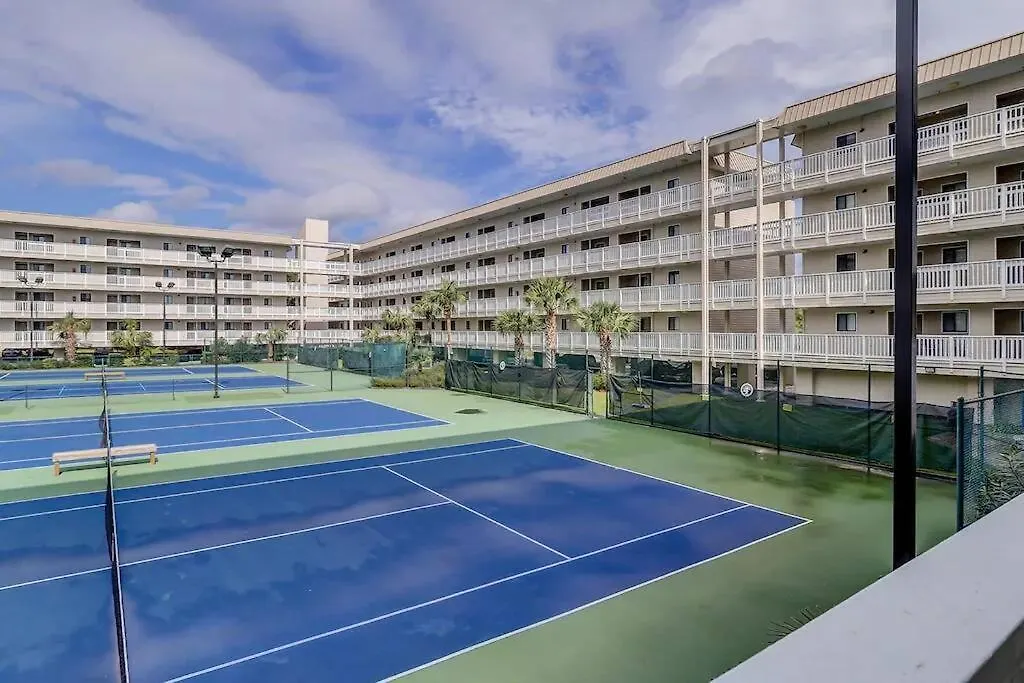Apartment Daze-2 Bedroom, Short Walk To The *
