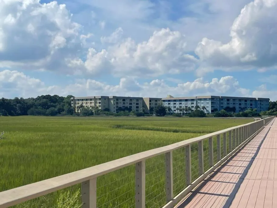 Daze-2 Bedroom, Short Walk To The Hilton Head Island