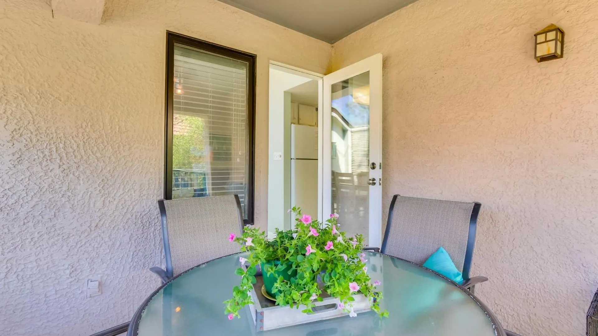 2 Mi To Dog-friendly Hilton Head Condo! *