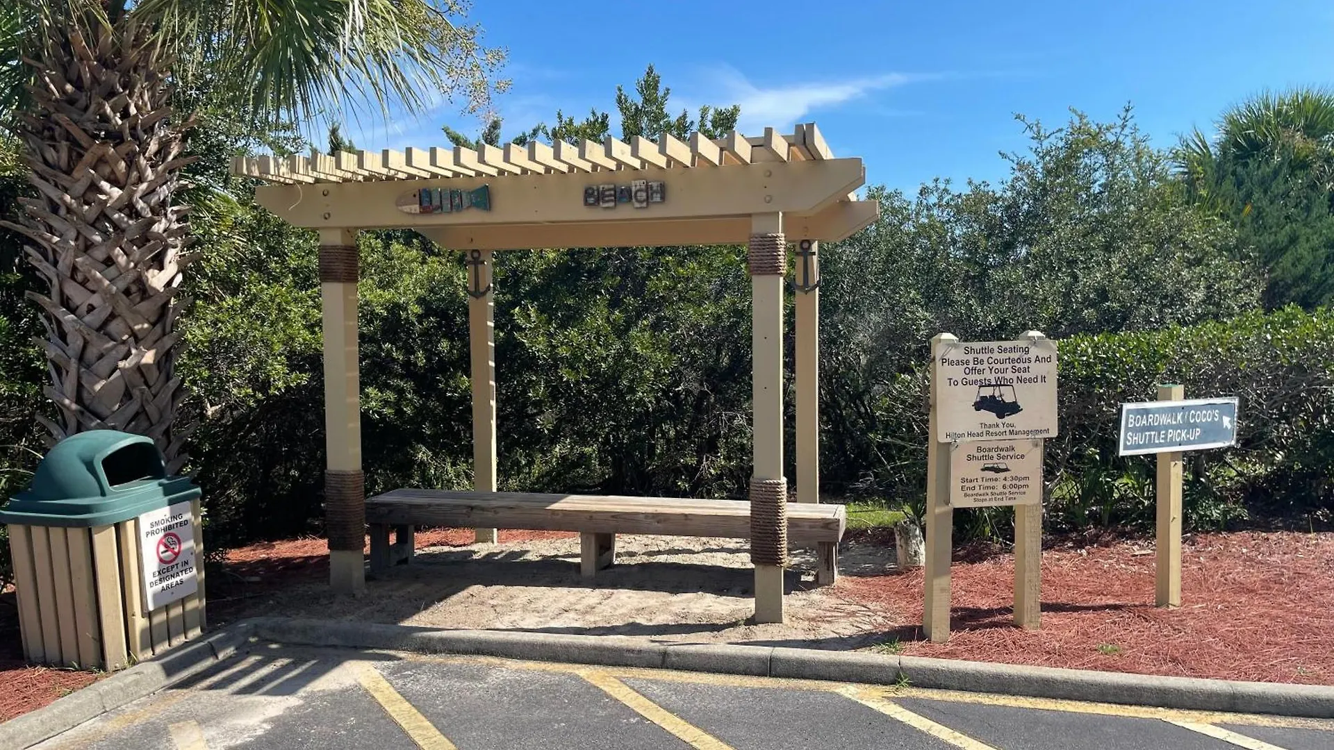Apartment Daze-2 Bedroom, Short Walk To The Hilton Head Island