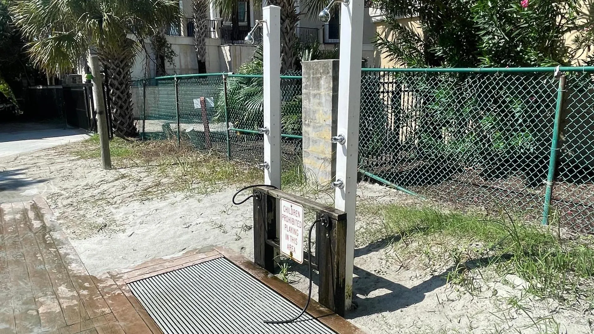 Daze-2 Bedroom, Short Walk To The Apartment *
