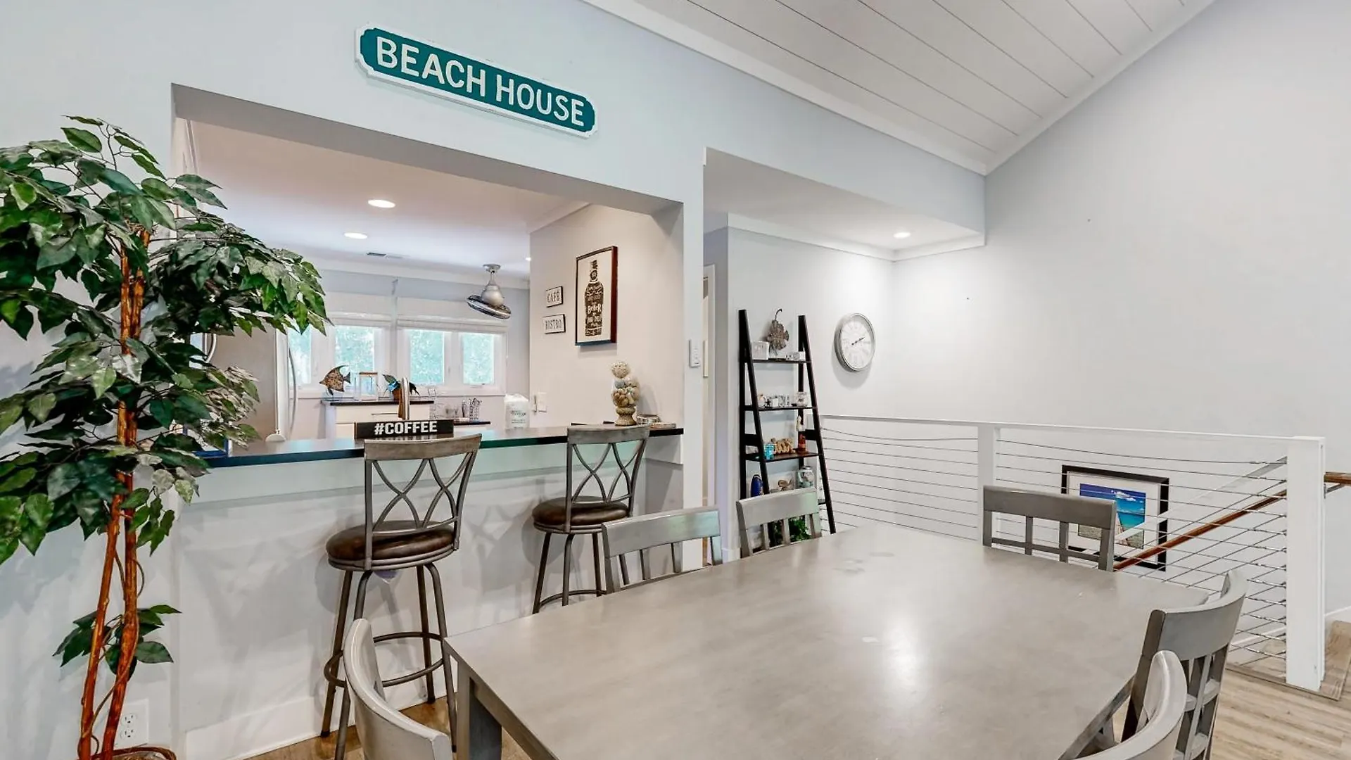 Windward Village 138 *