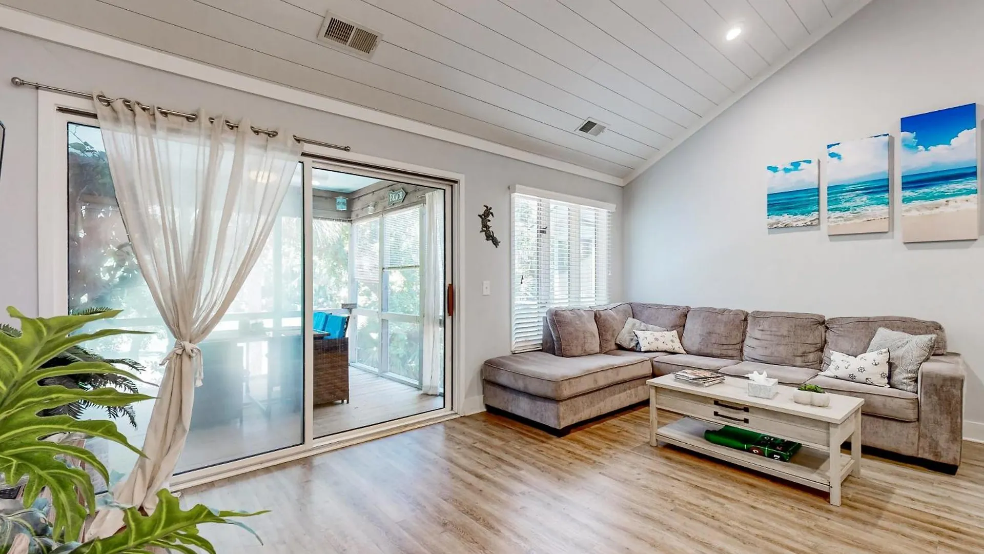 Windward Village 138 *
