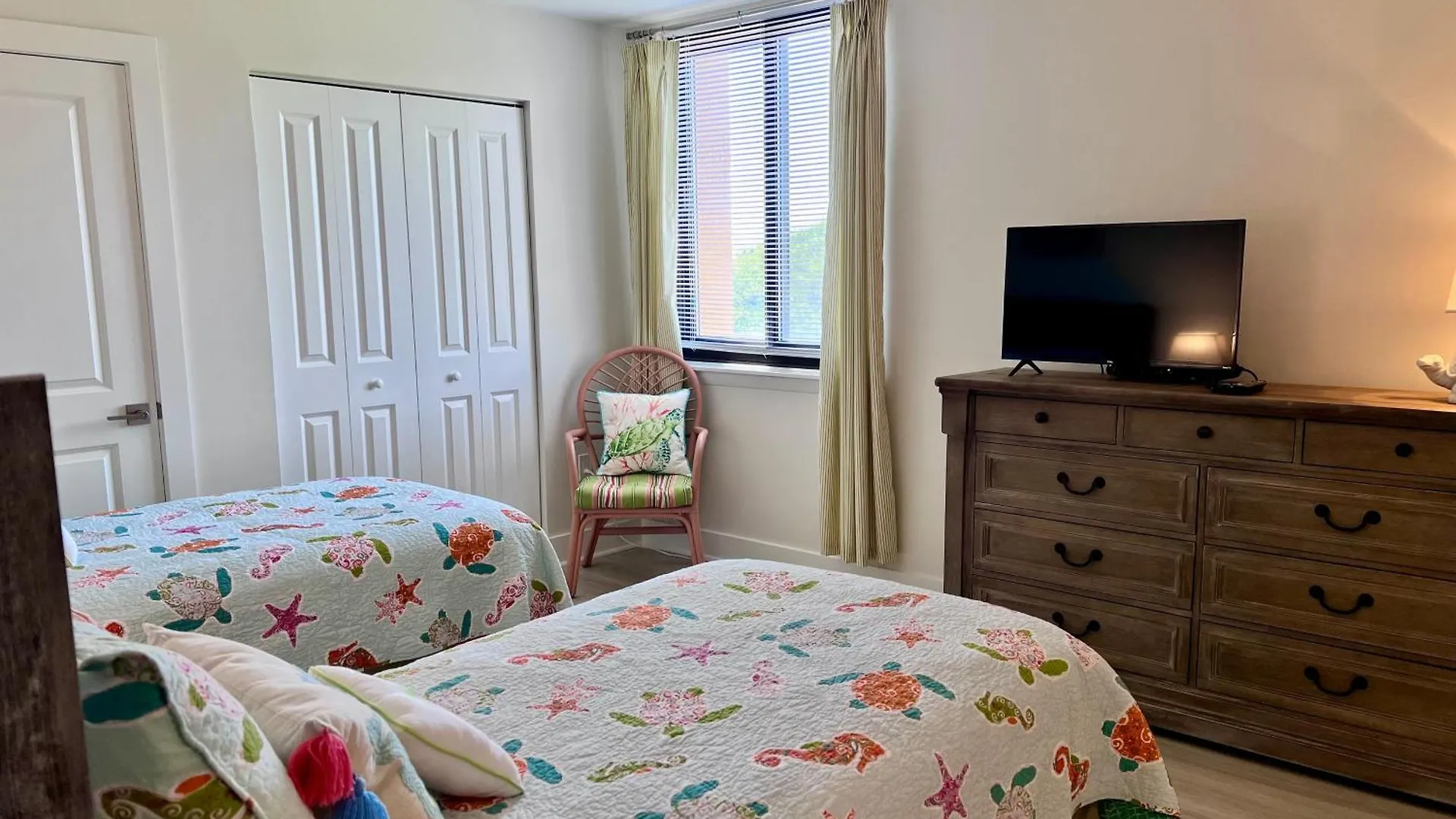 Island Club 5301 Apartment