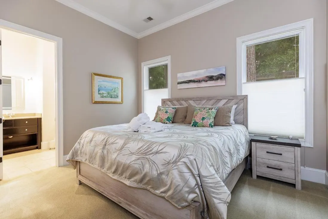 27 Kingston Rd. * Hilton Head Island
