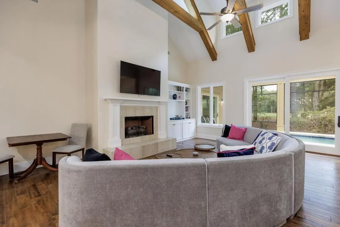 27 Kingston Rd. Holiday home *