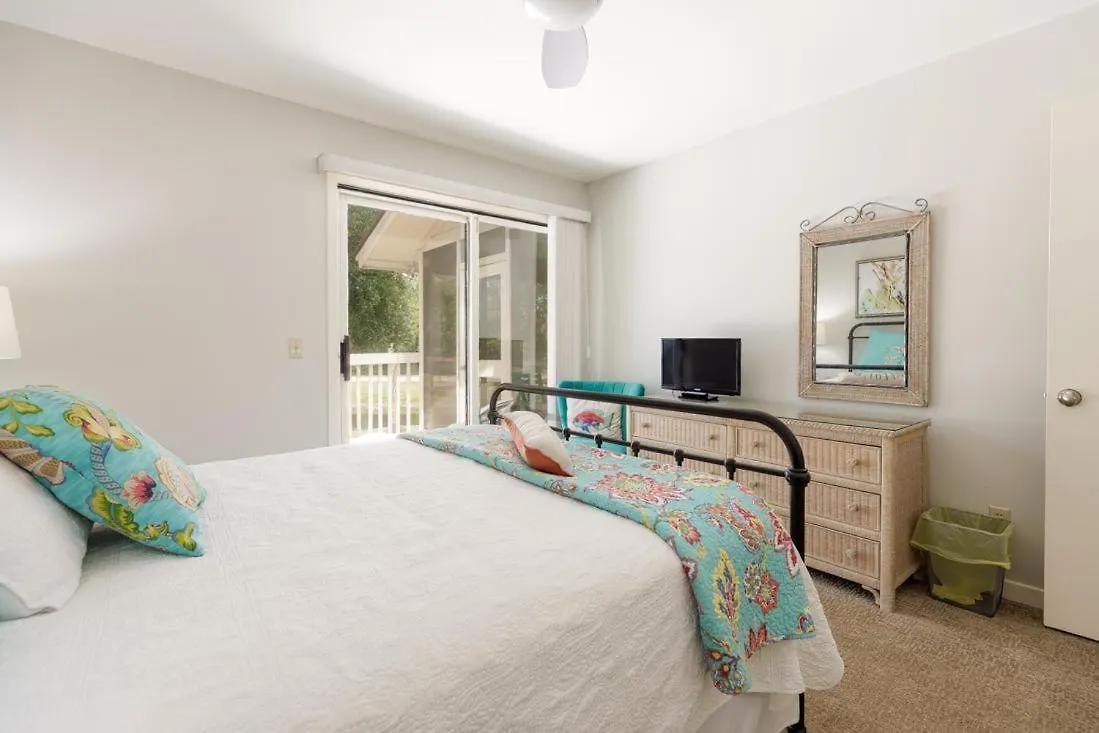 16 Kingston Cove *