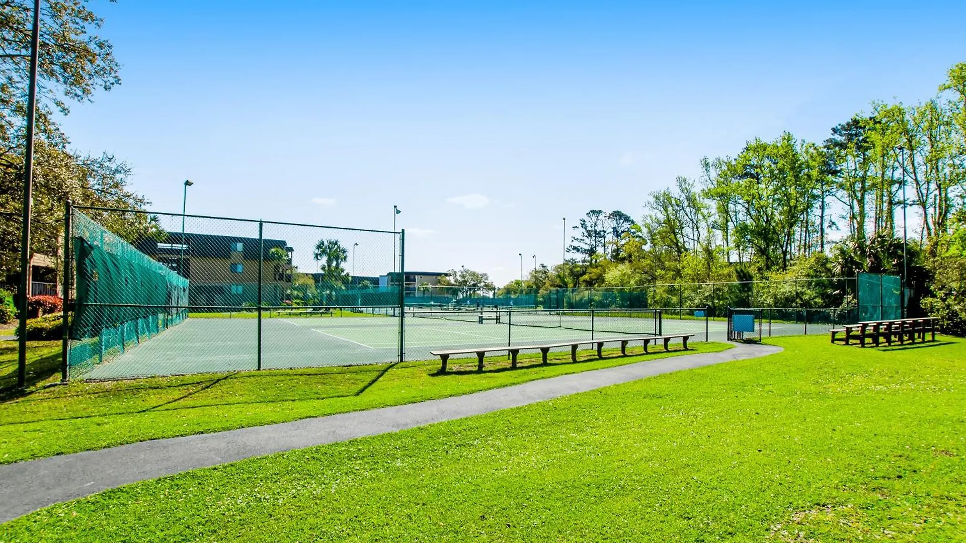 Hh Beach & Tennis 148b