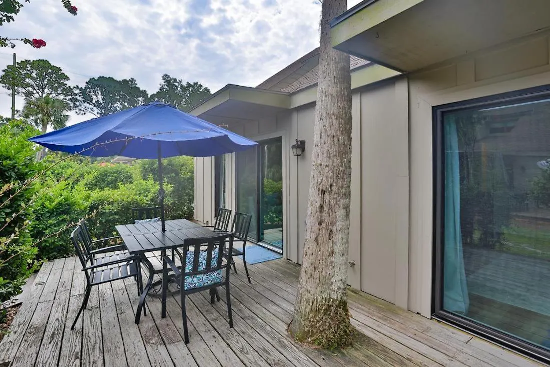 550 Queen's Grant * Hilton Head Island