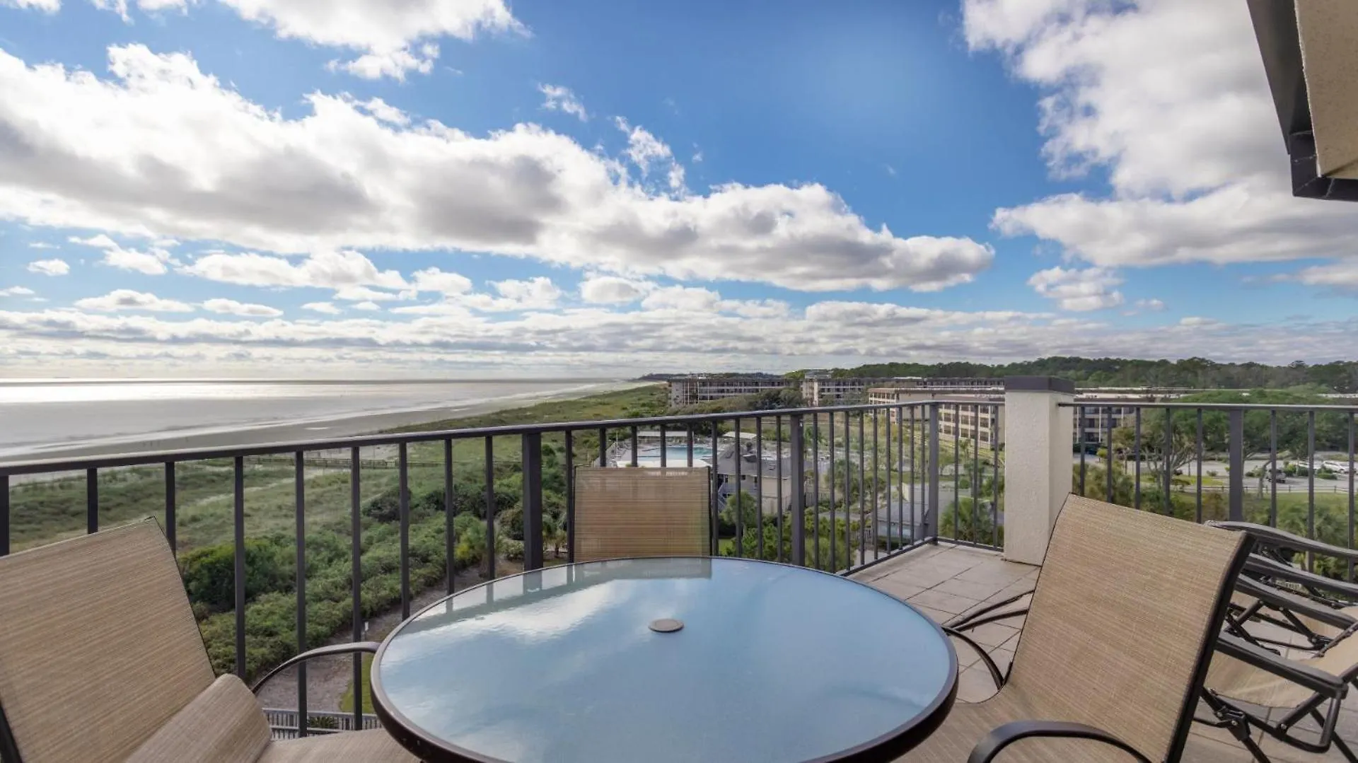 Ocean Views, Private Deck, Oasis * Hilton Head Island