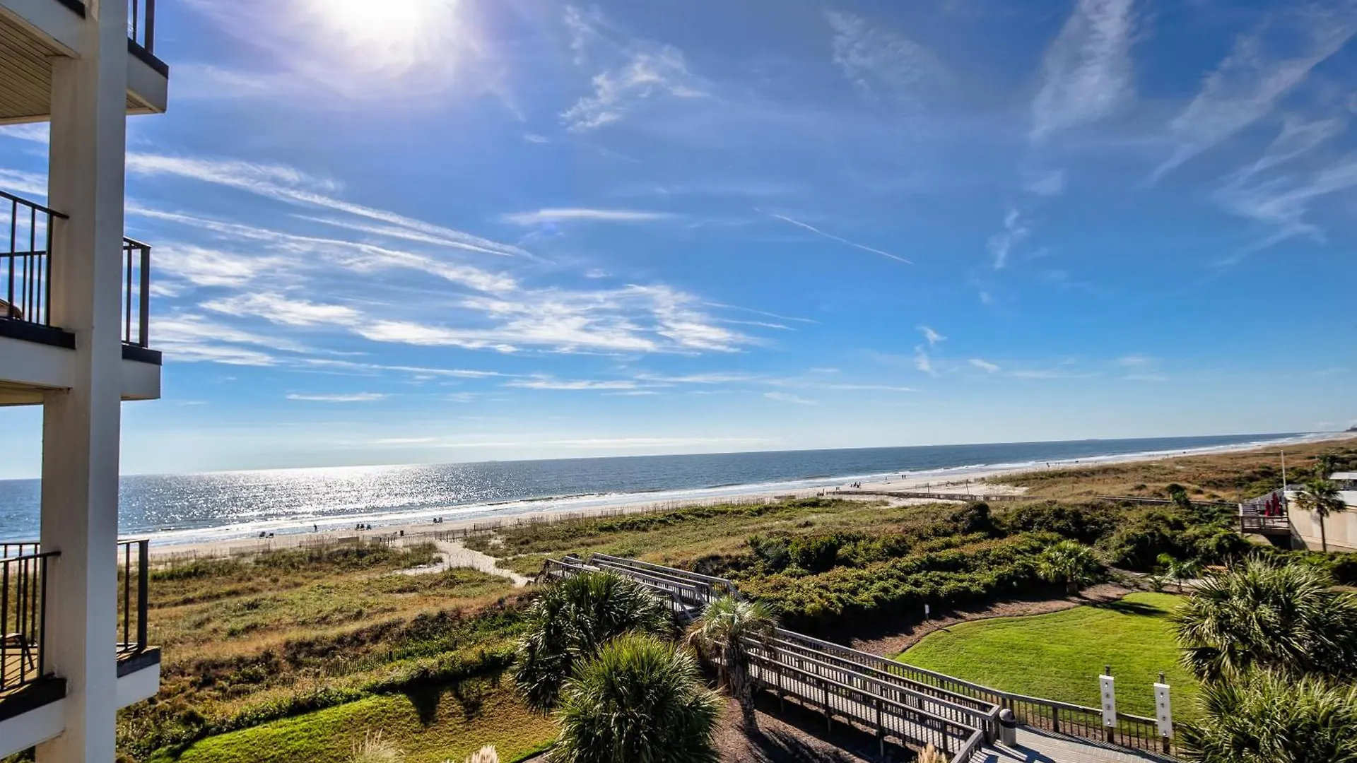Ocean Views, Bikes, Private Balcony