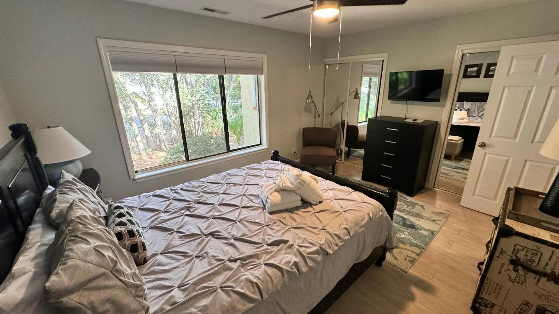 Holiday home 5 Stones Throw *