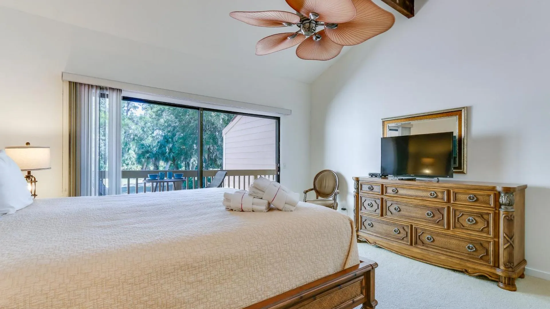 Shipyard With Golf Course Views And Access * Hilton Head Island