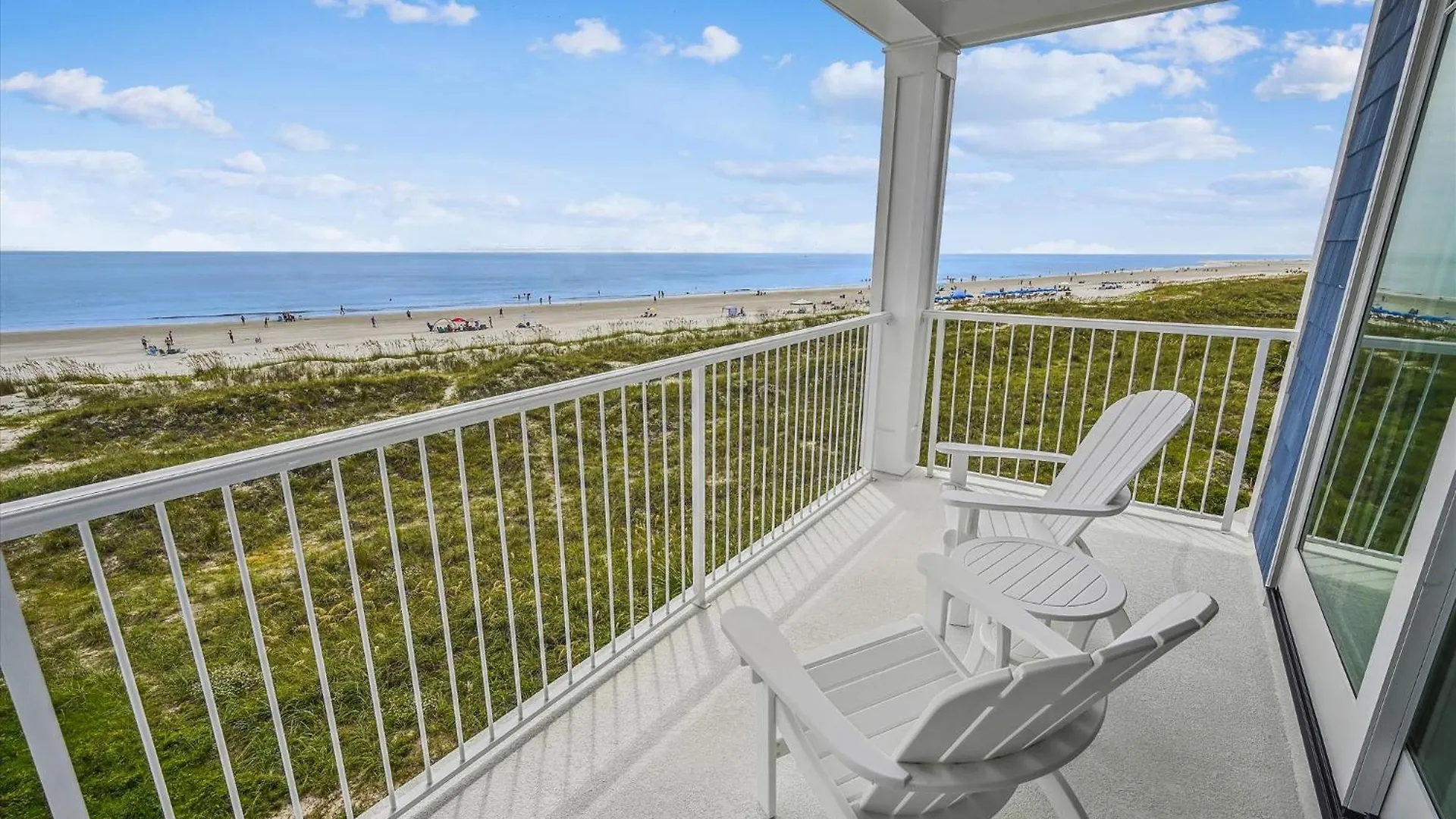 Holiday home 8 Terra Bella Trace- Oceanfront, 6 Primary Rooms, Pool, Roof Top, Free Activities Included Hilton Head Island