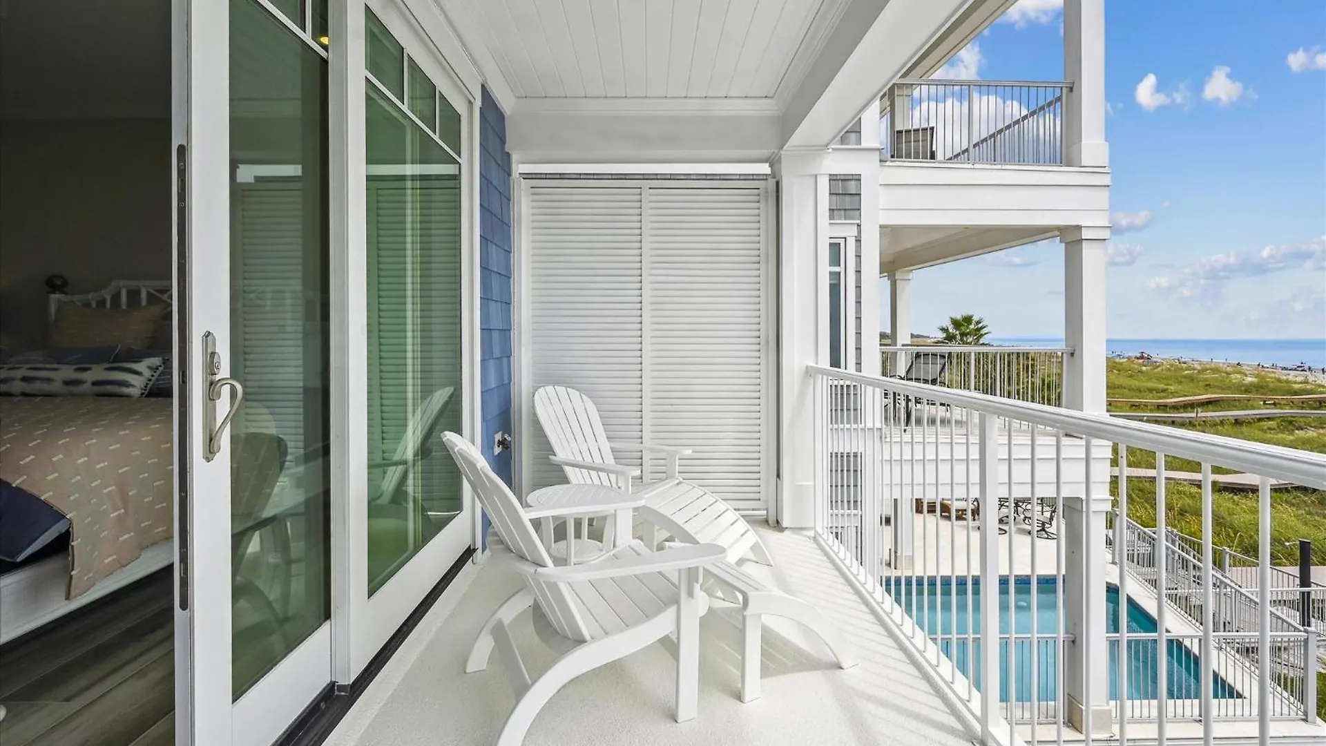 Holiday home 8 Terra Bella Trace- Oceanfront, 6 Primary Rooms, Pool, Roof Top, Free Activities Included Hilton Head Island