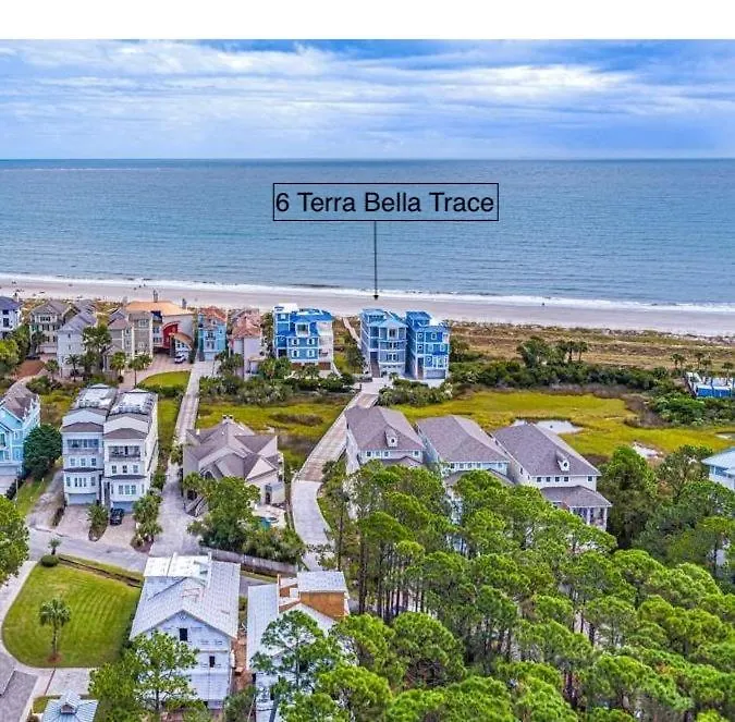 Holiday home 6 Terra Bella Trace- Oceanfront, Elevator, Private Pool, Roof Top, Free Activities Included