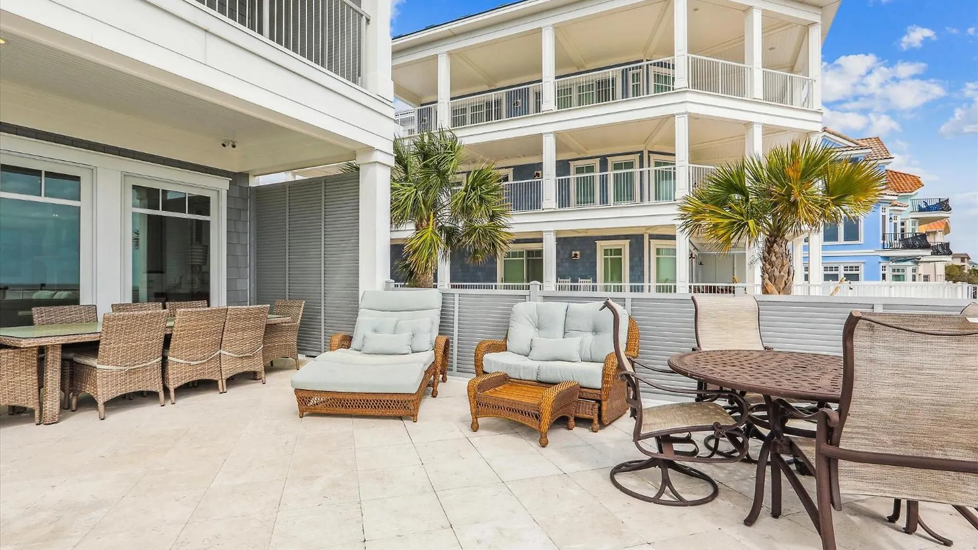 Holiday home 6 Terra Bella Trace- Oceanfront, Elevator, Private Pool, Roof Top, Free Activities Included
