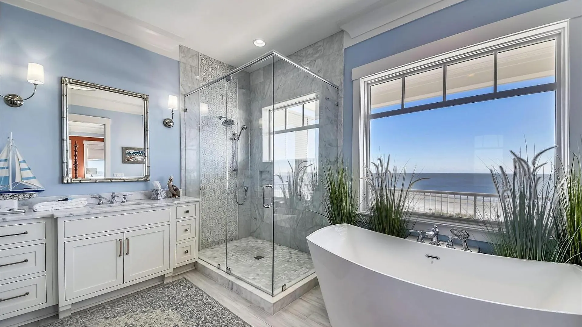 6 Terra Bella Trace- Oceanfront, Elevator, Private Pool, Roof Top, Free Activities Included Holiday home