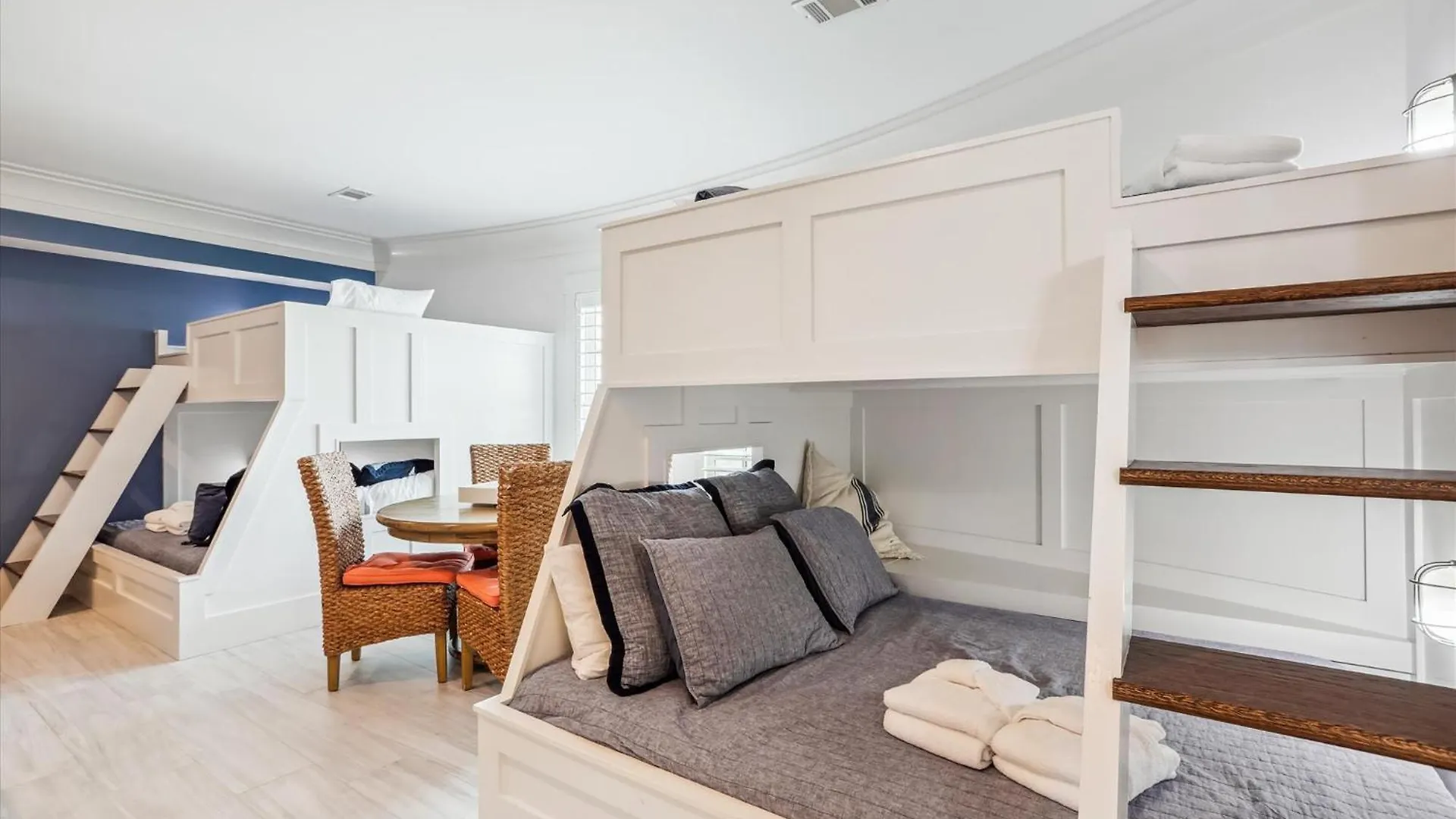 Holiday home 6 Terra Bella Trace- Oceanfront, Elevator, Private Pool, Roof Top, Free Activities Included Hilton Head Island