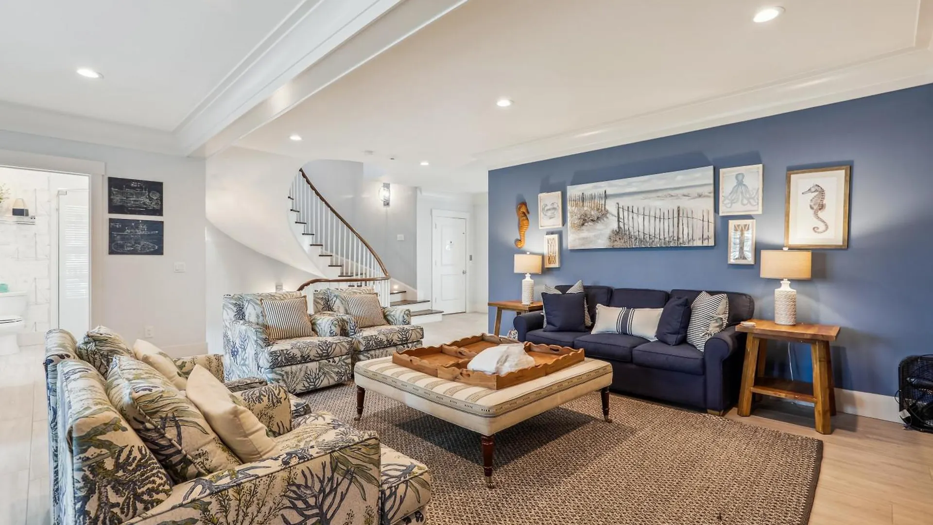 6 Terra Bella Trace- Oceanfront, Elevator, Private Pool, Roof Top, Free Activities Included Holiday home *