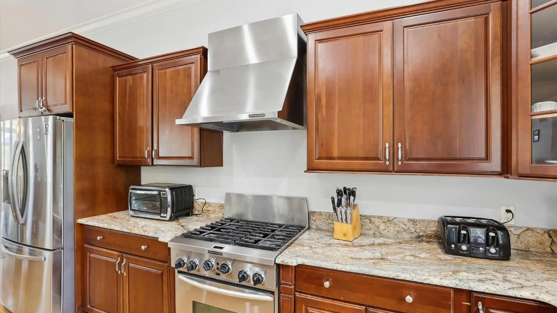 4 Surfwatch Way- Pet Friendly, Pool & Spa, Short Walk To Beach! Free Activities Included * Hilton Head Island