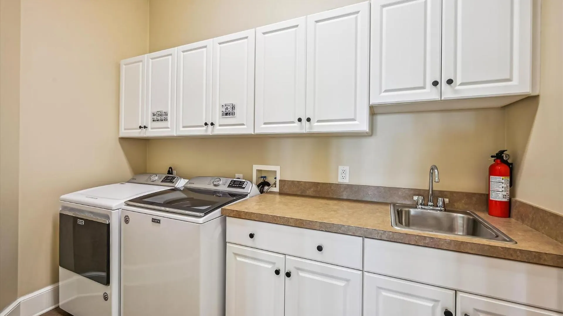 4 Collier Rd- Oceanfront, Private Pool, Elevator, Free Activities Included Holiday home Hilton Head Island