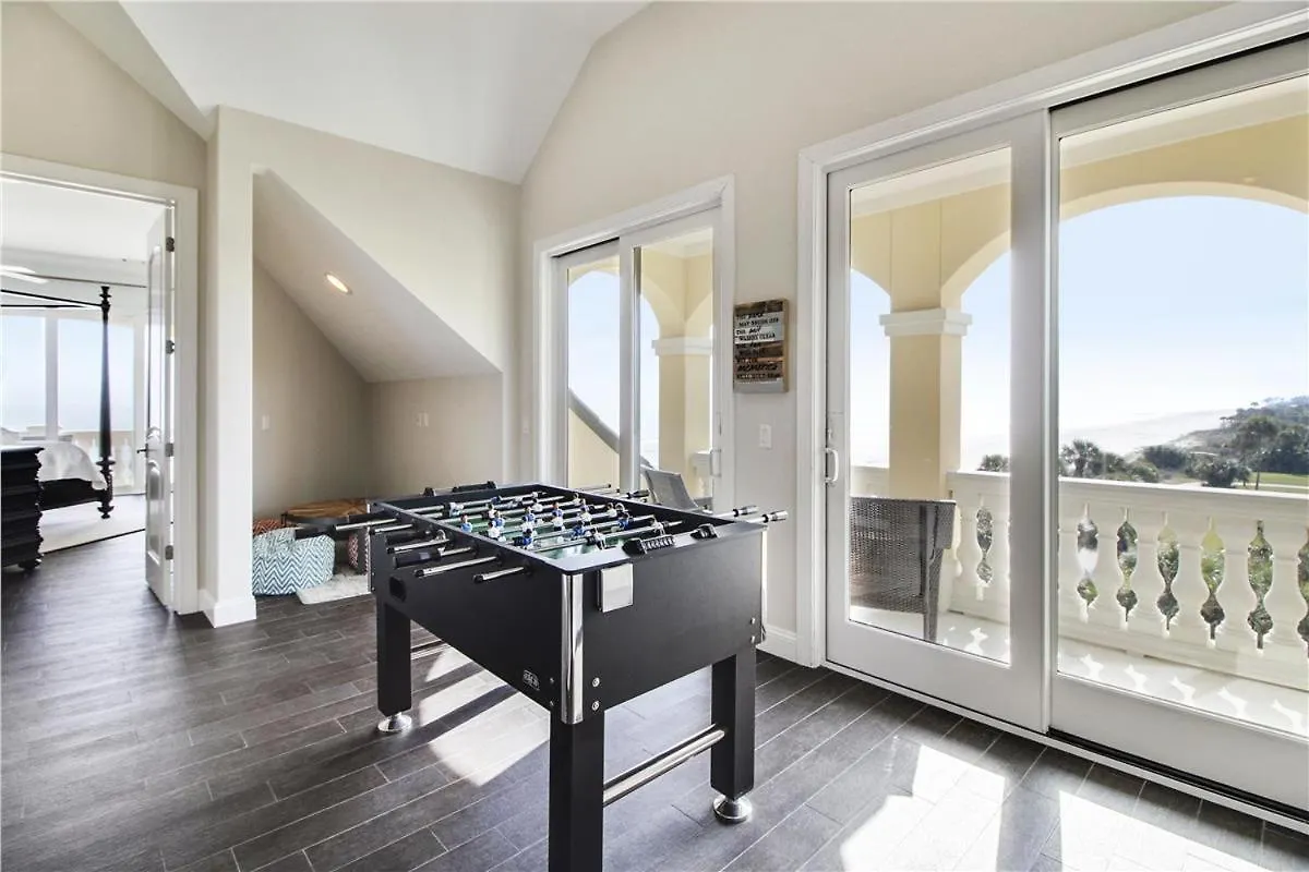 Holiday home 31 Singleton Beach- Oceanfront Luxury Home, Spectacular Views & Private Pool, Free Activities Included Hilton Head Island
