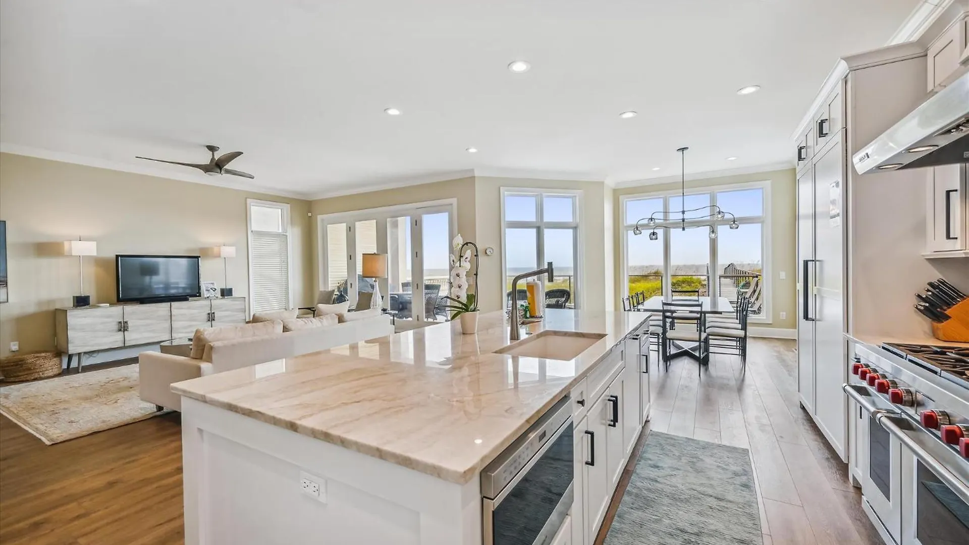 4 Collier Rd- Oceanfront, Private Pool, Elevator, Free Activities Included Holiday home Hilton Head Island